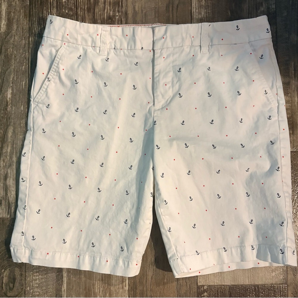 Tommy Hilfiger Women’s White Bermuda Shorts with Navy Anchors